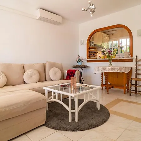 2 Bedroom Pet Friendly In Holiday home Mijas